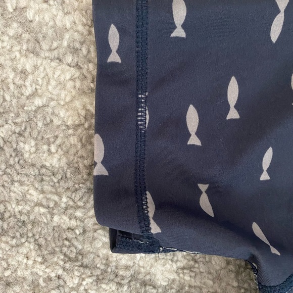 Tea Collection fish short sleeved rashguard - Picture 4 of 5